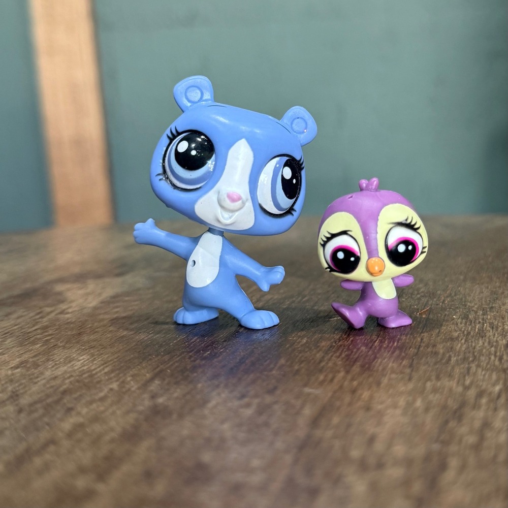 Littlest Pet Shop #3755 Tundra Marchand Bear & #3756 Flip Furry Penguin LPS Toy